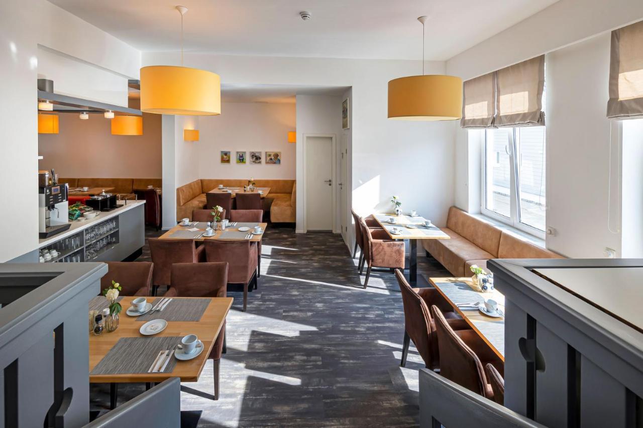 Hotel Meerzeit ชาร์บอยท์ซ ภายนอก รูปภาพ